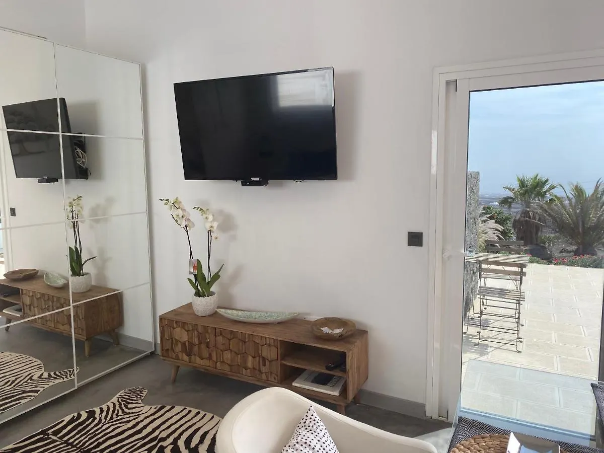 Luxury Studio, Sea View, Pool La Asomada  La Asomada (Lanzarote)
